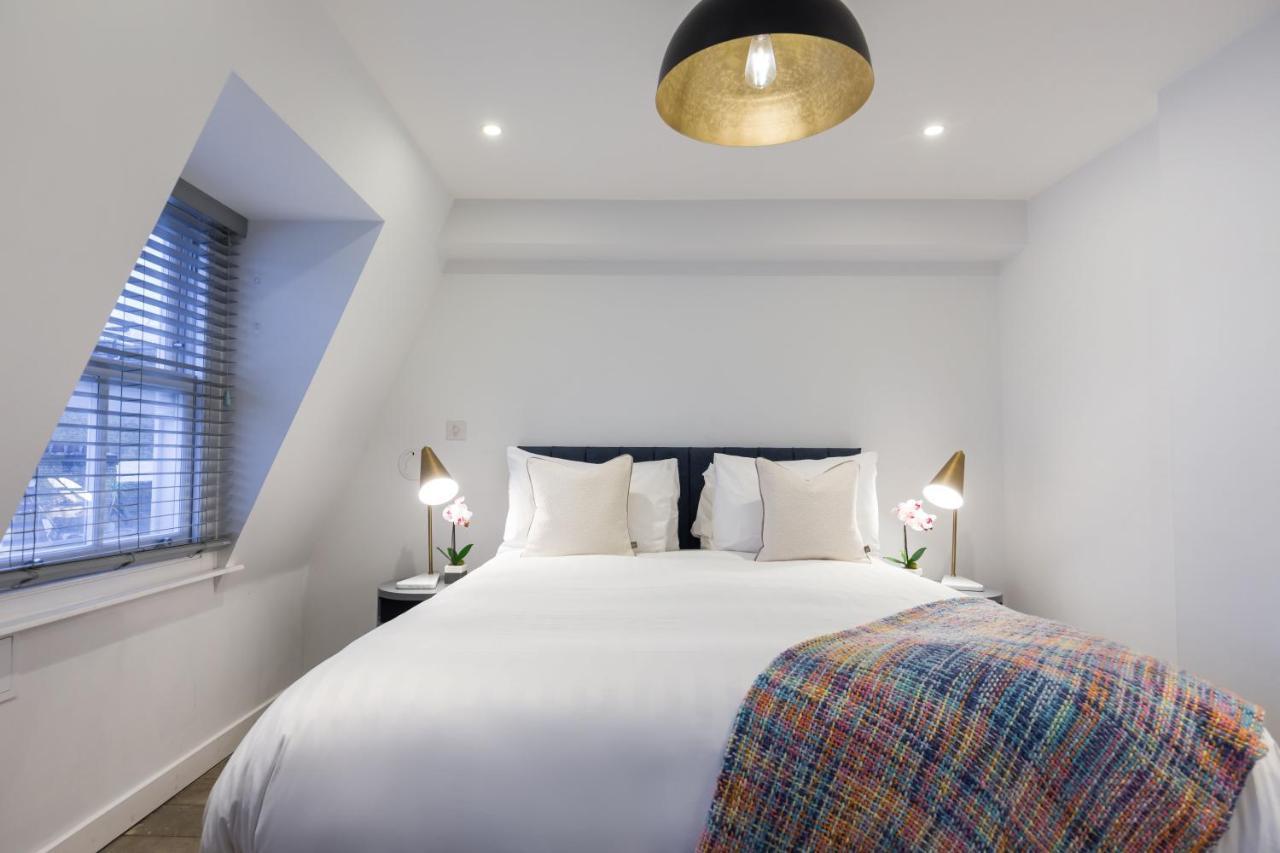 Urban Chic - Rathbone Apartment ลอนดอน ภายนอก รูปภาพ