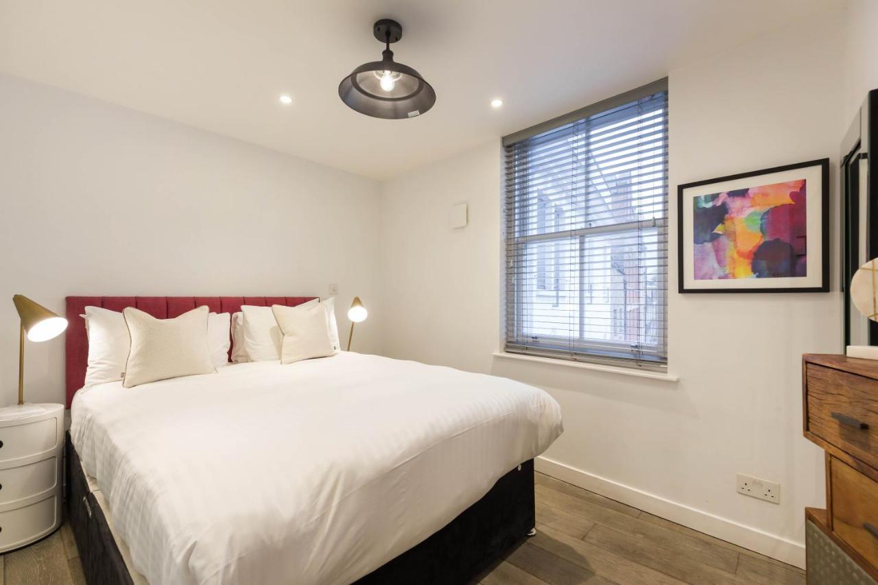 Urban Chic - Rathbone Apartment ลอนดอน ภายนอก รูปภาพ